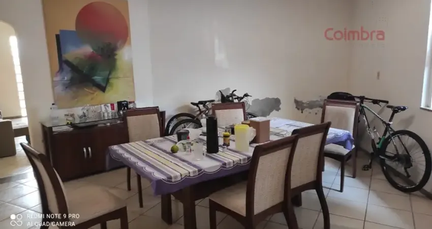 Casa com 2 quartos à venda no Grã-Duquesa, Governador Valadares 