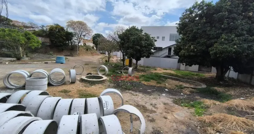 Terreno à venda no Centro, Governador Valadares