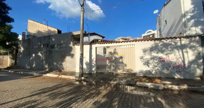 Casa com 2 quartos à venda no Grã-Duquesa, Governador Valadares