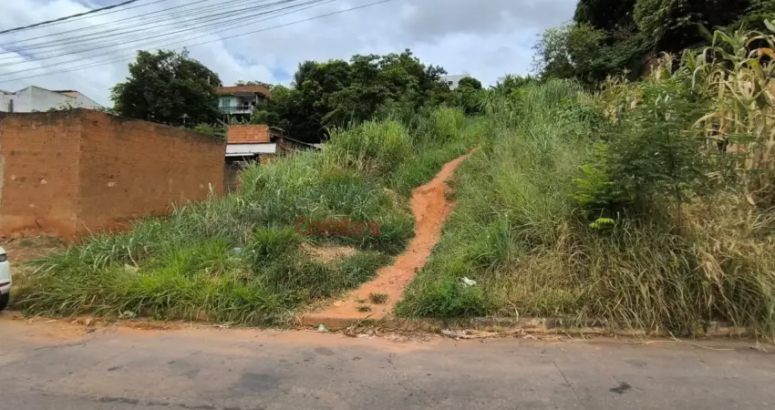 Terreno à venda no Jardim Atalaia, Governador Valadares