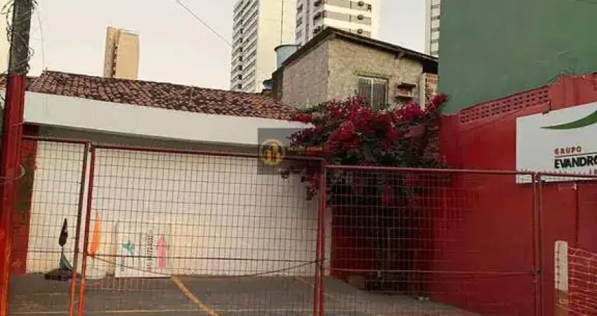 Casa comercial com 5 salas para alugar na Rua Estudante Jeremias Bastos, 541, Pina, Recife