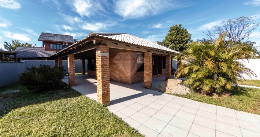 Casa com 3 quartos à venda na Rua Coruja Dourada, 333, Campeche, Florianópolis