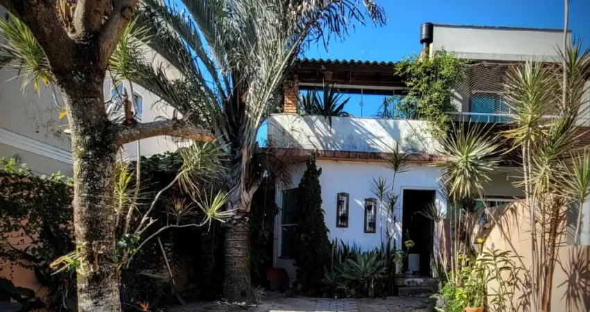 Casa financiável no campeche em florianópolis com piscina e jacuzzi