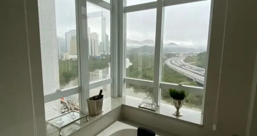 Apartamento de Alto Luxo no Marina Beach Tower-Conforto, Exclusividade e Vaga Náutica