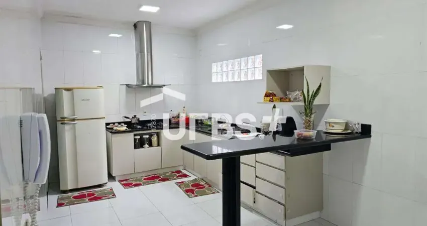 Casa com 3 quartos à venda na Rua C126, Jardim América, Goiânia