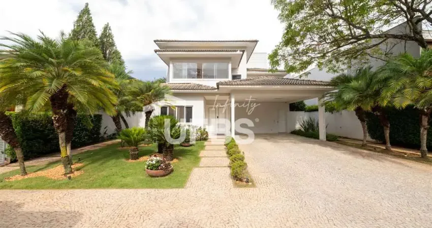 Casa em condomínio fechado com 4 quartos à venda na Rua Carina, Residencial Alphaville Flamboyant, Goiânia