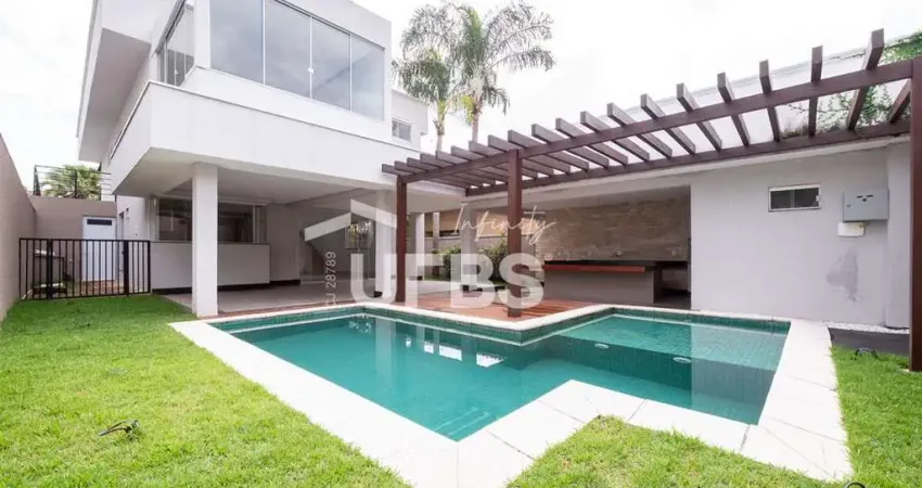 Casa em condomínio fechado com 4 quartos à venda na Rua SB 20, 19, Loteamento Portal do Sol I, Goiânia