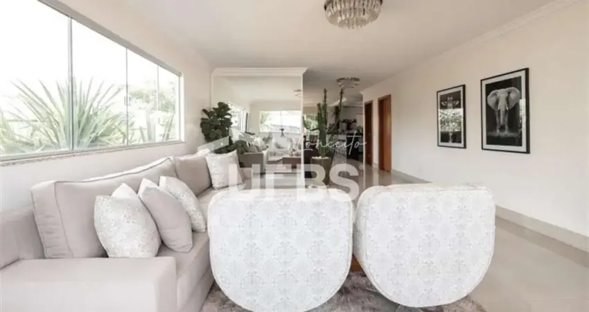 Casa com 5 quartos à venda na Rua do Buriti, Vila Santa Rita, Goiânia