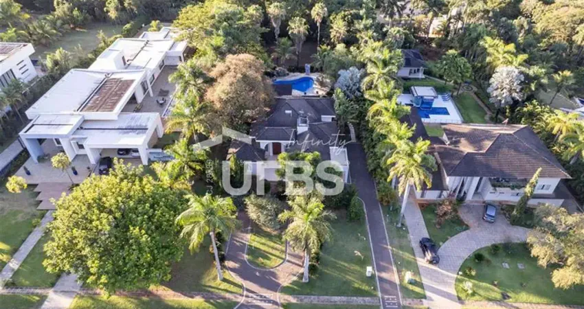 Casa com 4 quartos à venda na Rua dos Ficus, Residencial Aldeia do Vale, Goiânia