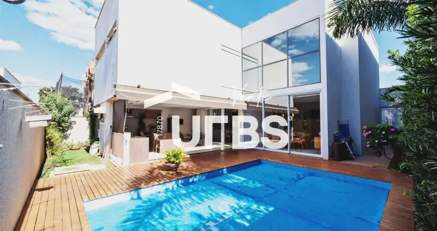 Casa com 4 quartos à venda na Rua GGC24, Residencial Goiânia Golfe Clube, Goiânia