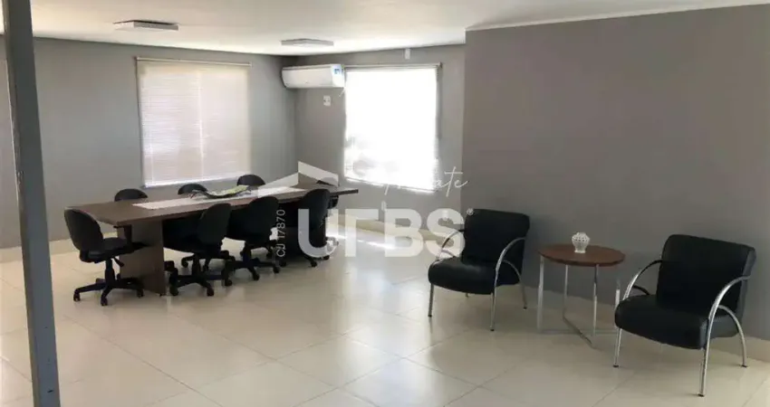 Galpaocom estrutura completa no daiag: galpão com pé-direito de 10m e fácil acesso à br-153