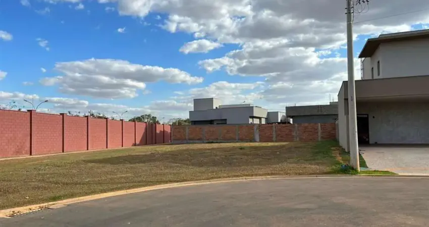 Terreno à venda na Avenida José Frauzino, Jardins Bolonha, Senador Canedo