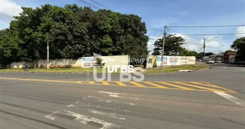 Terreno à venda na Avenida Nerópolis, Vila Clemente, Goiânia