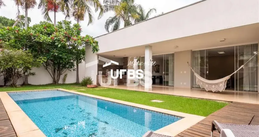 Casa em condomínio fechado com 4 quartos à venda na Avenida Diógenes Dolival Sampaio, Jardins Milão, Goiânia