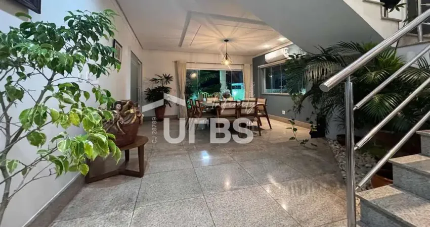 Casa em condomínio fechado com 5 quartos à venda na Rua SB 37, Loteamento Portal do Sol II, Goiânia