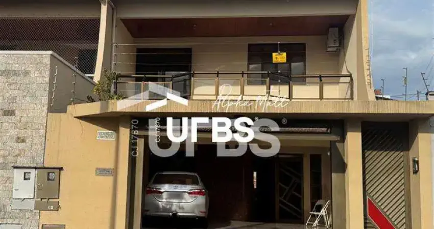 Casa com 3 quartos à venda na Praça C232, Jardim América, Goiânia