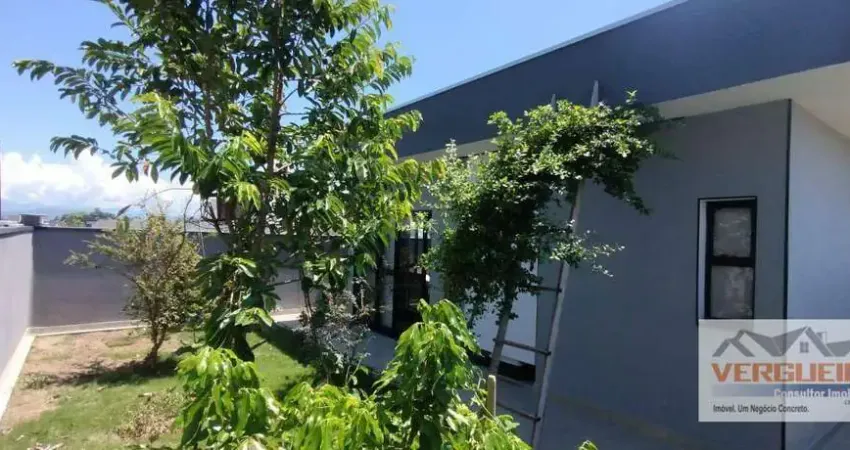 Casa com 2 dormitórios à venda por R$ 900.000 - Jardim das Flores - São José dos Campos/SP