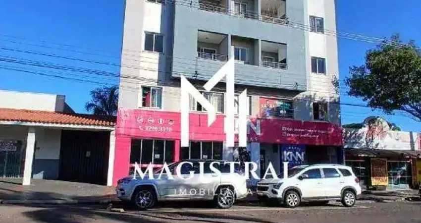 Vende-se este belo e confortável apartamento em frente á avenida brasil