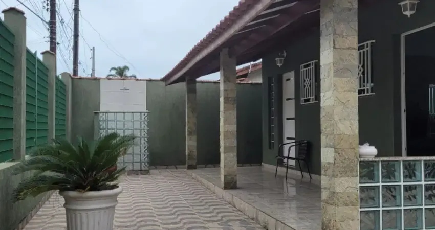 Casa com 3 quartos à venda na Rua Rio Paraná, 135, Estância Balneária Hawai, Caraguatatuba