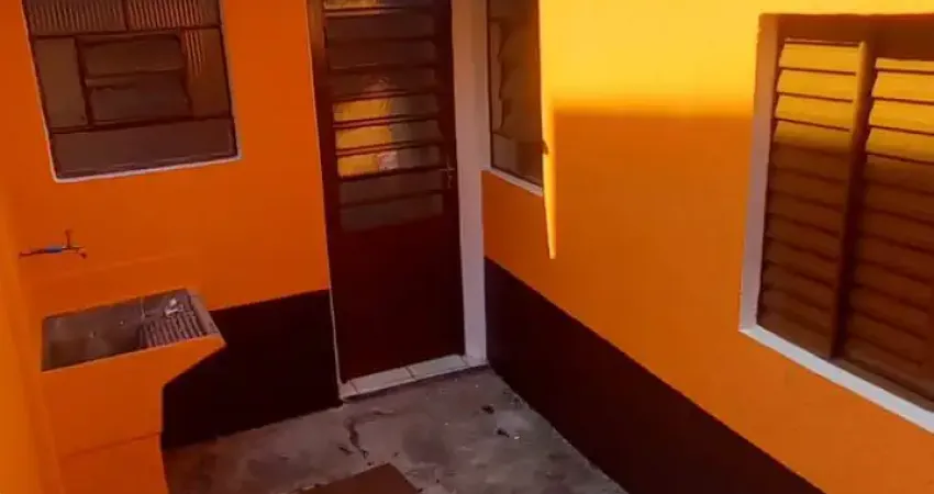 Casa com 1 quarto para alugar na Rua Valença do Minho, 197, Jardim Brasília (Zona Leste), São Paulo