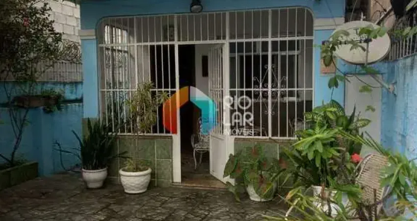 Casa VARANDA 3 QUARTOS 2 BANHEIROS DEPENDÊNCIA 1 VAGA