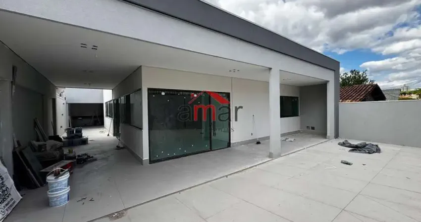 Casa com 3 quartos à venda no Conjunto Celso Machado, Belo Horizonte 