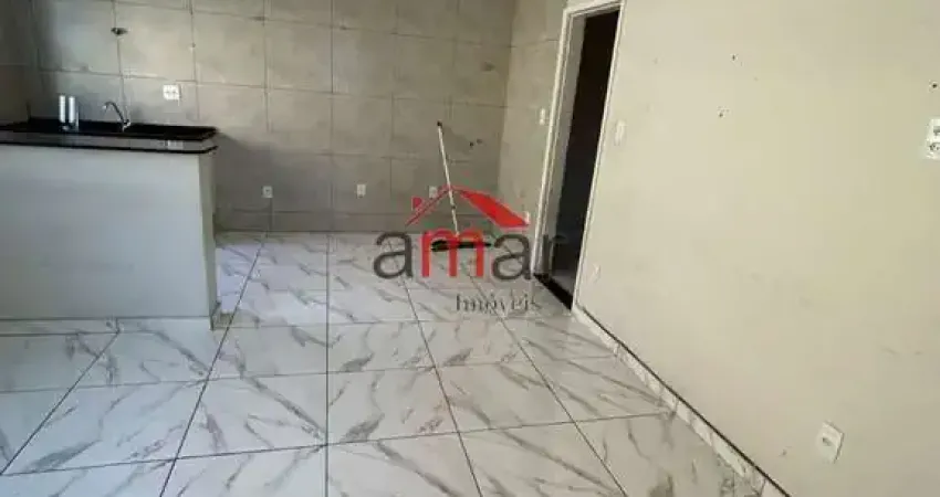 Casa com 2 quartos para alugar na Santa Terezinha, Belo Horizonte