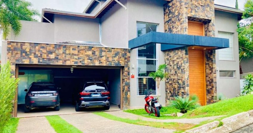 Casa Mobiliada com 4 suítes + edícula + lazer completo à venda, 700 m² por R$ 4.000.000 - Recanto Suíço - Cotia/SP