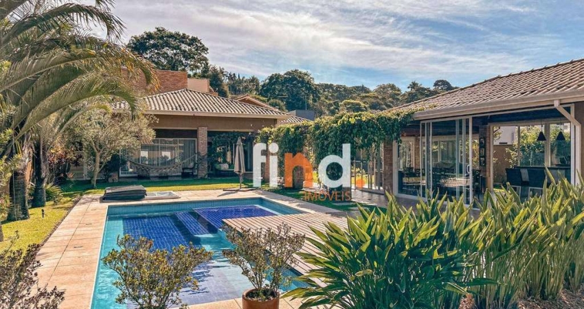 Casa com 4 dormitórios (4 suítes) à venda, 549 m², à venda no Parque Dom Henrique II - Cotia/SP