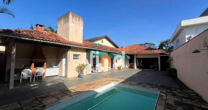 Raridade - Casa Térrea no condomínio SP2 - Granja Viana