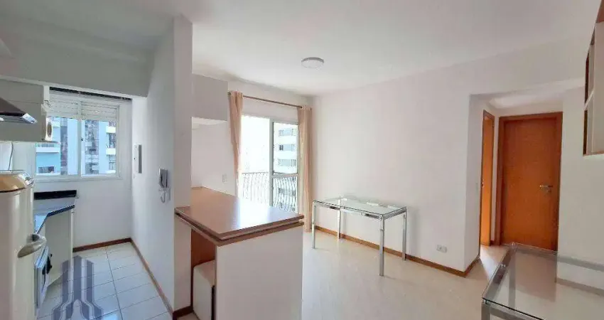 Apartamento com 1 dormitório para alugar, 38 m² por R$ 2.899,92/mês - Bigorrilho - Curitiba/PR