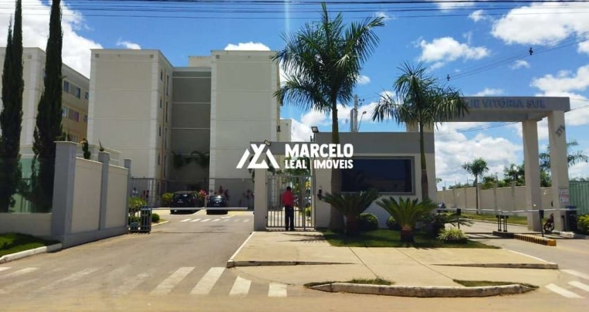 Alugo Apto de 2/4 com elevador no 3º andar no Condomínio Vitória Sul com Complet