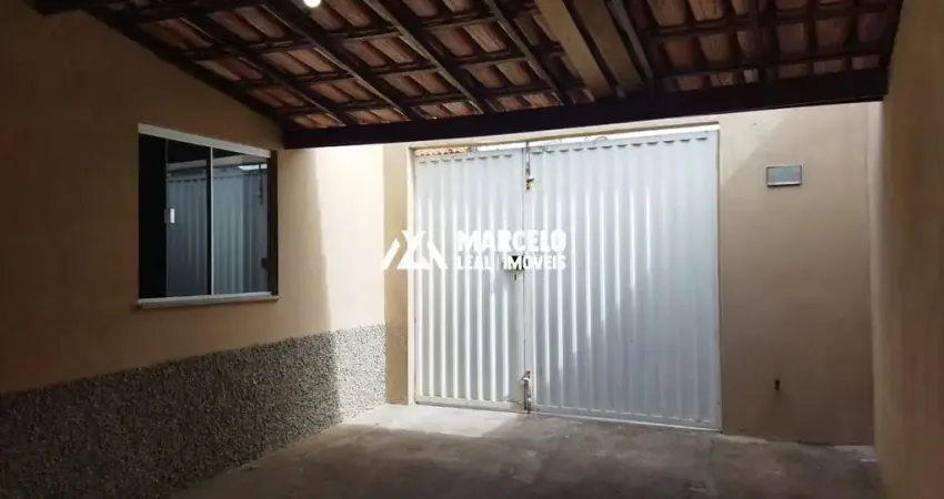 Vendo casa solta na Vila Serrana 3 com 3/4, garagem e quintal