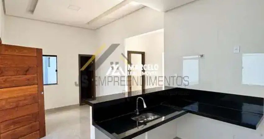 Vendo casa com 2 quartos sendo 1 suíte, sala com pé direito alto, cozinha, banhe