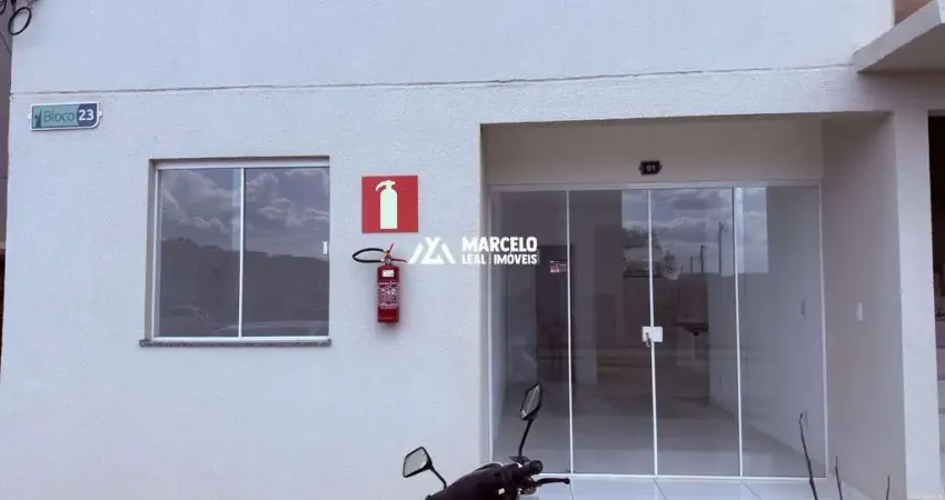 Vendo apto térreo de esquina com 2/4 e quintal nunca antes habitado no condomi