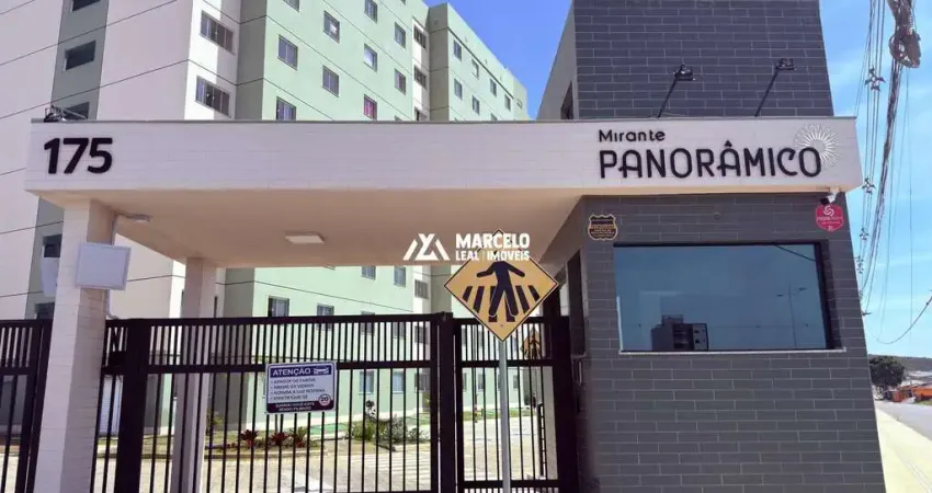 Alugo apartamento térreo com armários na cozinha, 2 quartos sendo 1 suíte em con