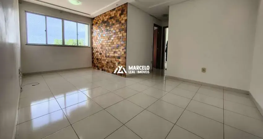Vendo apartamento 'nascente' no 3º andar com 2 quartos sendo 1 suíte, sala ampl