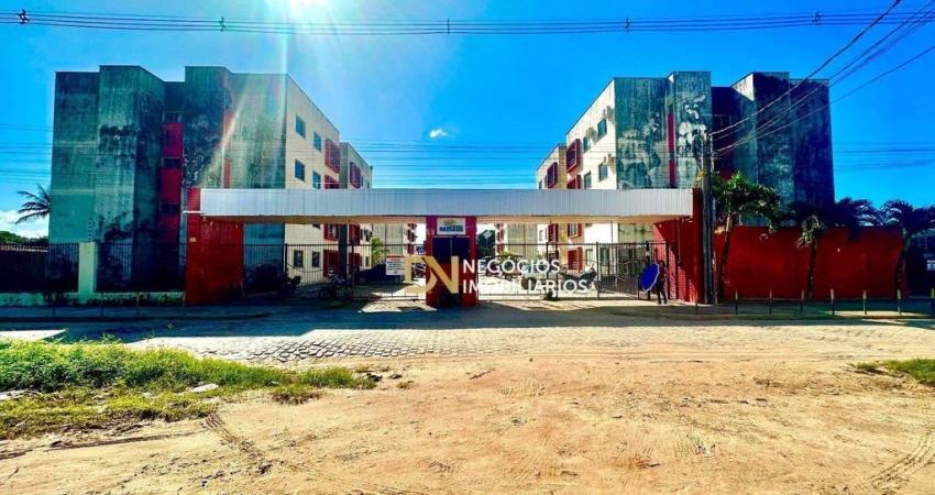 Apartamento com 2 dormitórios à venda, 58 m² por R$ 160.000 - Planalto - Natal/RN