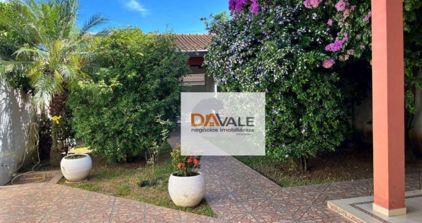 Sobrado à venda, 239 m² por R$ 980.000,00 - Vila Resende - Caçapava/SP