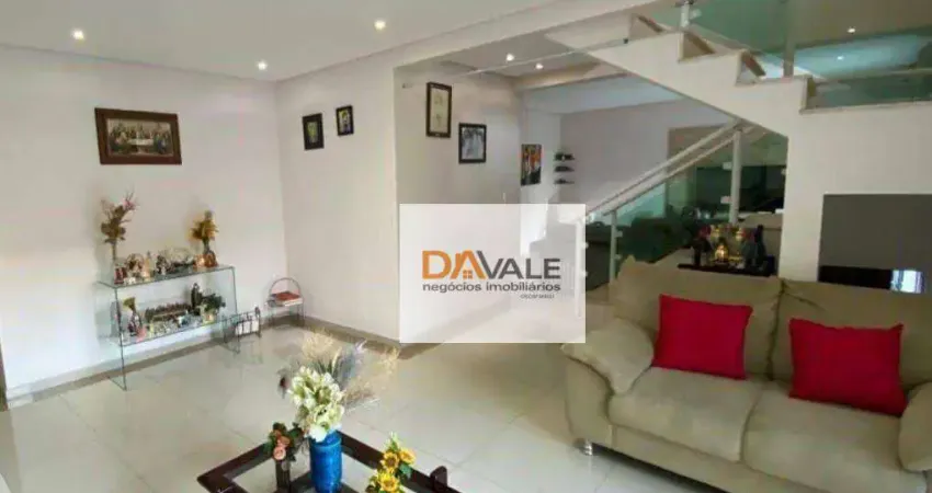 Sobrado com 3 dormitórios à venda, 282 m² por R$ 800.000,00 - Vila Santos - Caçapava/SP