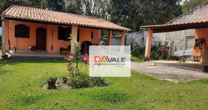 Chácara com 3 dormitórios à venda, 5000 m² por R$ 725.000,00 - Vila Velha - Caçapava/SP
