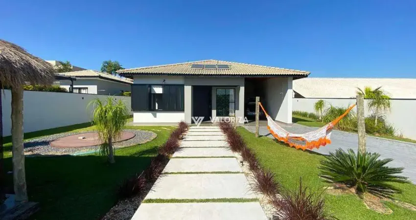 Casa com 3 dormitórios à venda, 220 m² por R$ 1.200.000,00 - Condomínio Village da Serra - Araçoiaba da Serra/SP