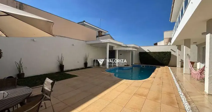 Casa com 4 quartos sendo 4 suítes no condomínio Villa dos Inglezes