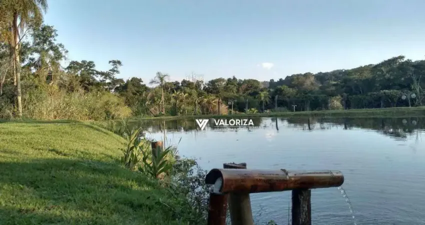 Sítio com 3 quartos  à venda, 24000 m² por R$ 1.280.000 - Chacara Santa Terezinha - Araçoiaba da Serra/SP