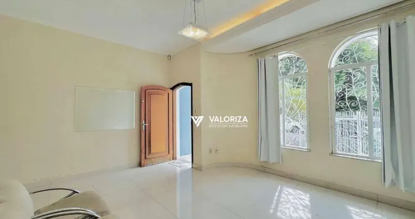 Casa com 2 quartos para alugar, 114 m² por R$ 5.089/mês - Jardim Vergueiro - Sorocaba/SP