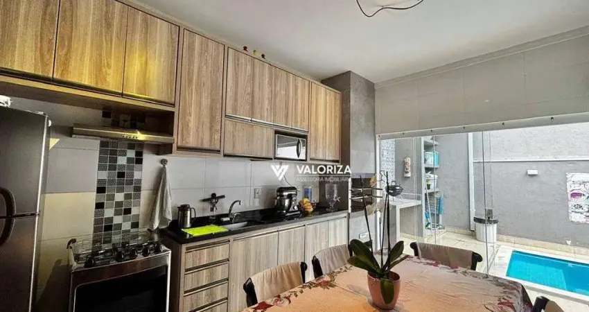 Casa com 2 quartos, sendo 1 suíte à venda, 82 m² por R$ 725.000 - Condomínio Terras de São Francisco - Sorocaba/SP