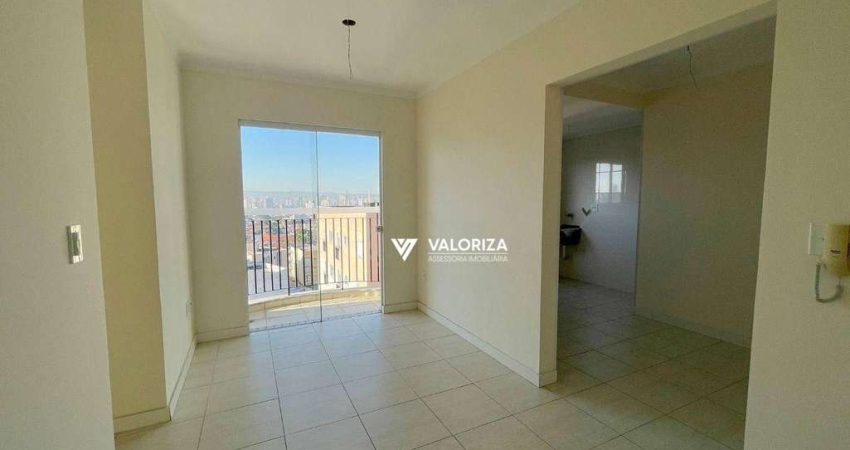 Apartamento com 2 dormitórios à venda, 55 m² por R$ 215.000,00 - Vila Barão - Sorocaba/SP