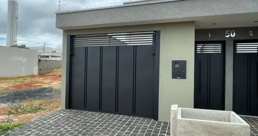 Casa à venda em Uberlândia-MG, Quinta Alto Umuarama: 3 quartos, 1 suíte, 2 salas, 2 banheiros, 2 vagas, 125m²!