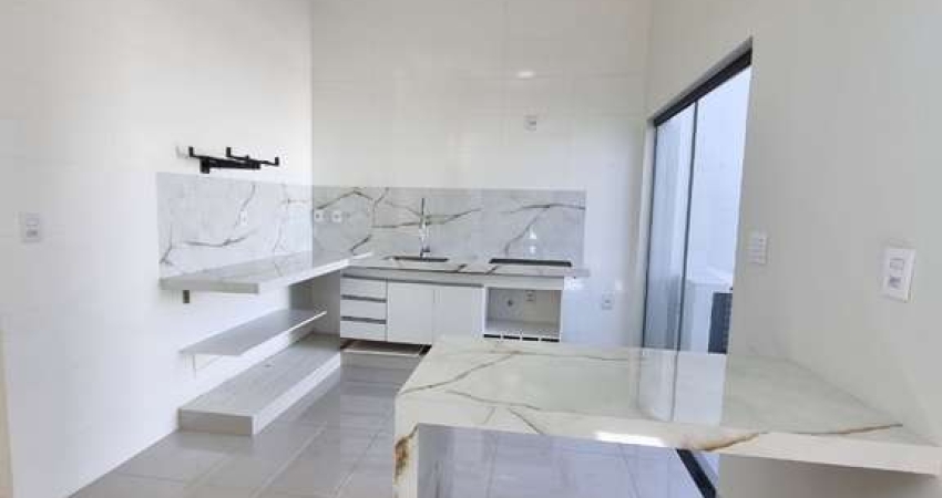 Casa à venda em Uberlândia-MG, Bosque dos Buritis: 3 quartos, 1 suíte com closet, 2 salas, 2 banheiros, 2 vagas. Imperdível!