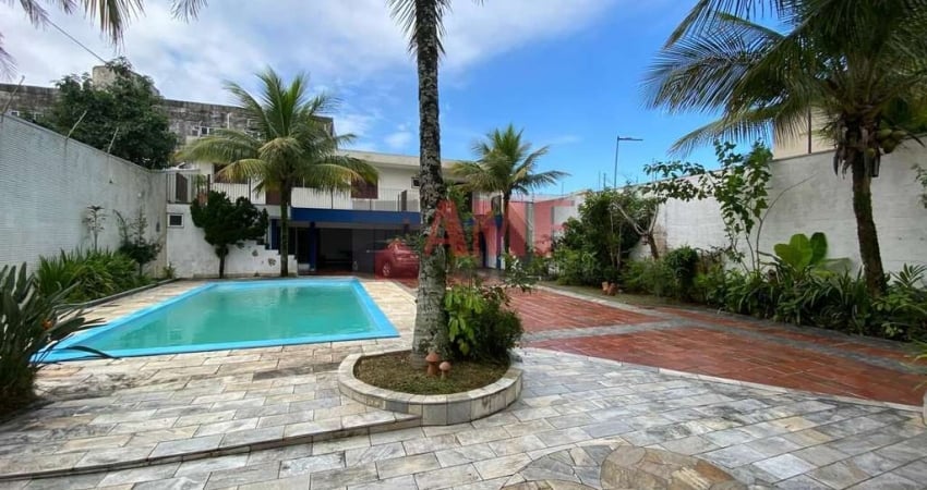 Casa com 3 quartos à venda no Centro, Itanhaém 